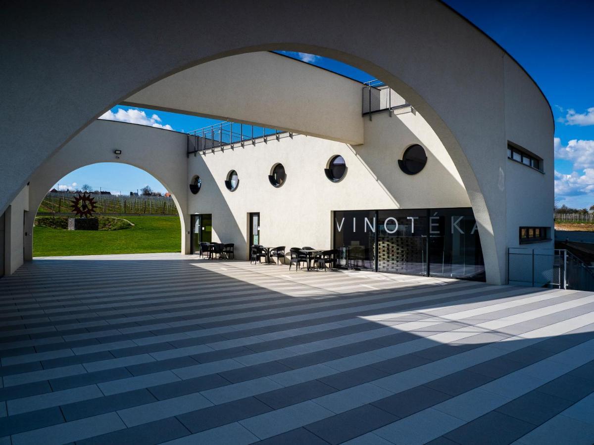Vinarstvo Predium Vrable Hotel Eksteriør billede